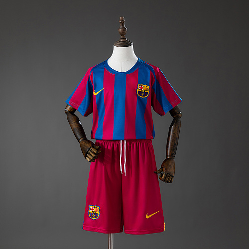 Barcelona 05/06 Titular (League Edition) Retrô Kit infantil Tamanho 16-28