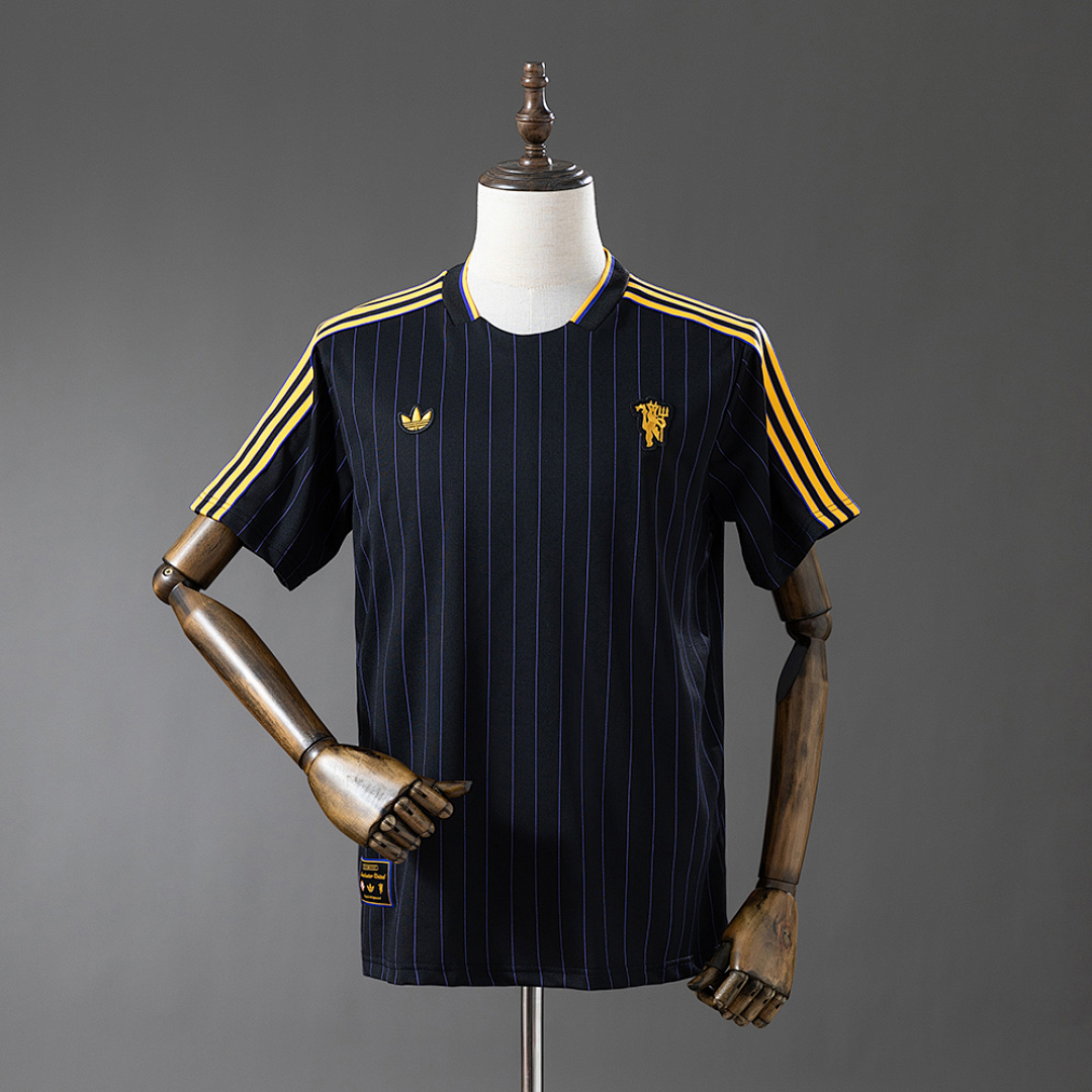 M-U 25/26 Cultural Shirt - Black Camisa S-4XL, foto 1
