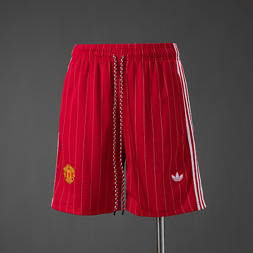 M-U Terrace Icons Shorts Red S-XXL