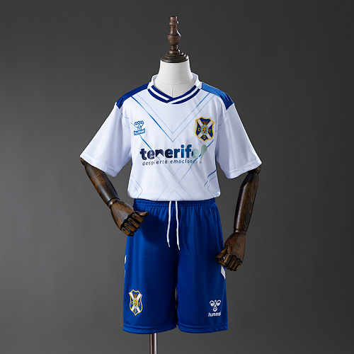 Tenerife 25/26 Titular Kit infantil Tamanho 16-28