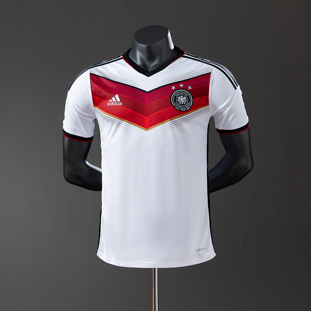 Germany 2014 Titular Versão jogador Retrô Camisa S-3XL, foto 1