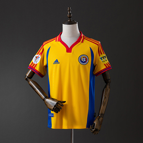 Retrô 2000 Romania Titular S-XXL