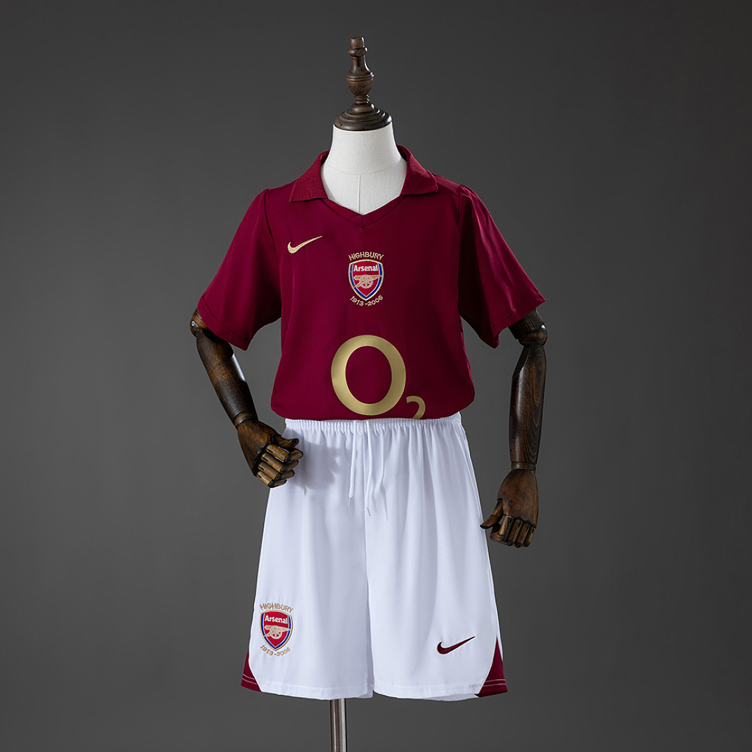 Arsenal 05/06 Titular Retrô Kit infantil Tamanho 16-28, foto 1