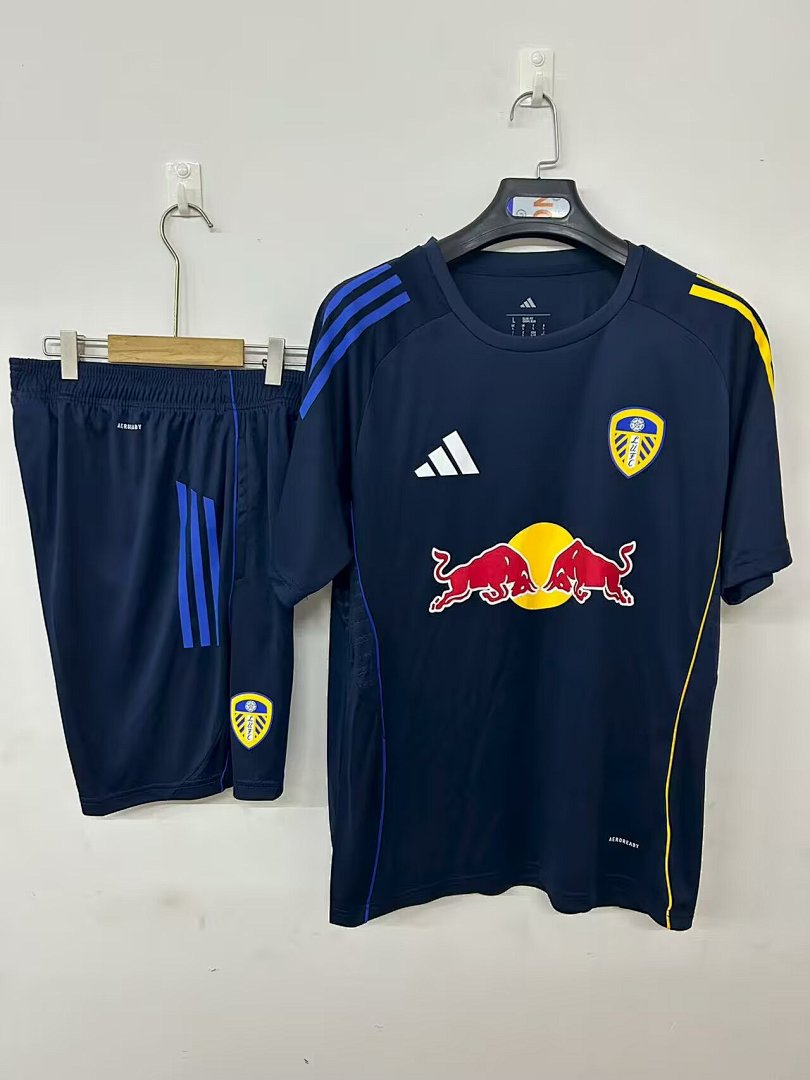 25/26 Leeds United training Camisa royal blue S-3XL, foto 1