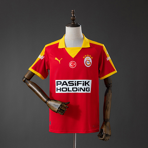 Galatasaray 25/26 Retrô Edition - Red Camisa S-4XL
