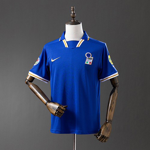 Retrô Italy 1996 Titular S-XXL