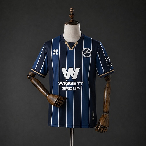 Millwall 26/27 Titular Camisa S-4XL