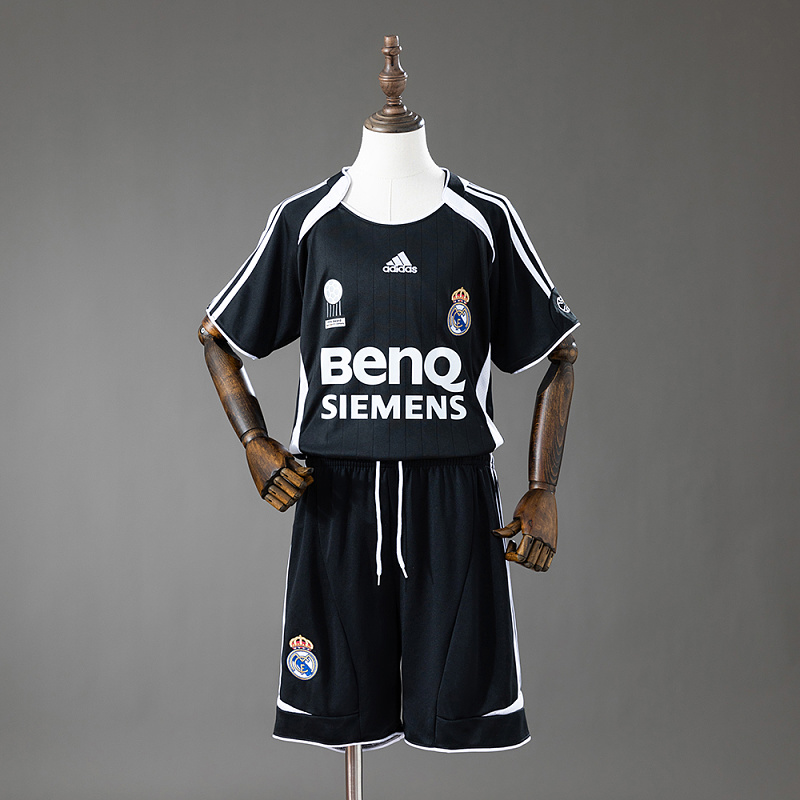 Real Madrid 06/07 Terceira Retrô Kit infantil Tamanho 16-28
