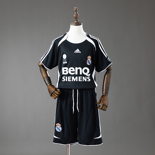 Real Madrid 06/07 Terceira Retrô Kit infantil Tamanho 16-28