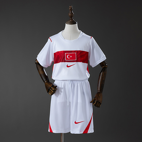 Turkey 2026 Titular Kit infantil Tamanho 16-28