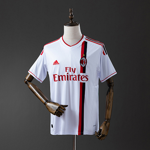 Retrô AC Milan 11/12 Visitante S-XXL