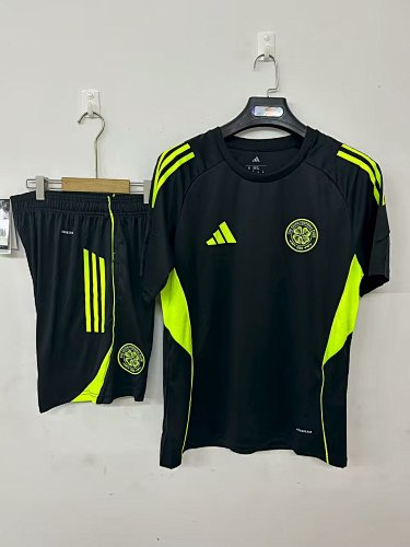 25/26 Celtics Training Camisa Black S-3XL