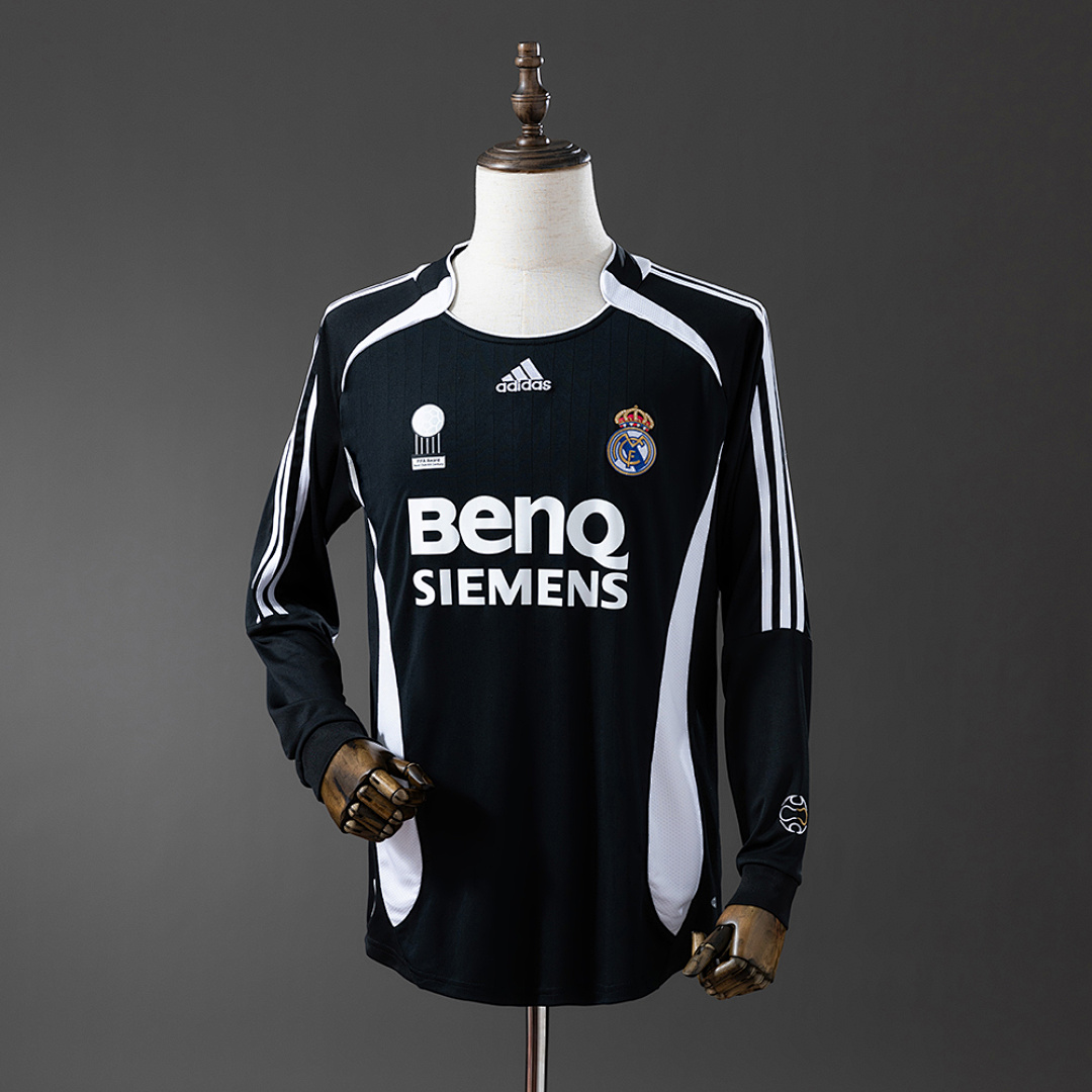 Retrô Manga longa Real Madrid 06/07 Terceira S-XXL, foto 1