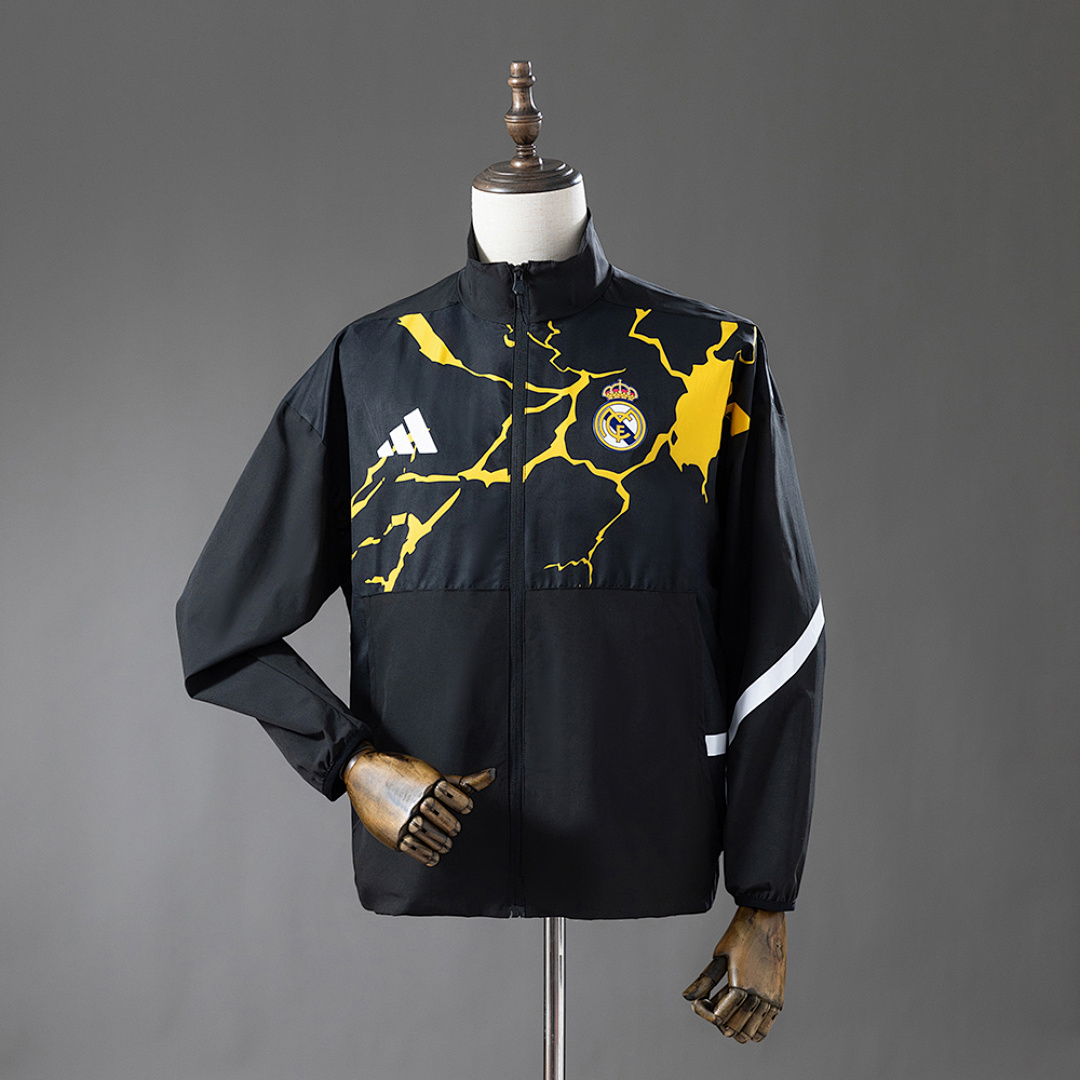 Real Madrid 25/26 Avengers - Pre-Match (Black) Windbreaker S-3XL, foto 1