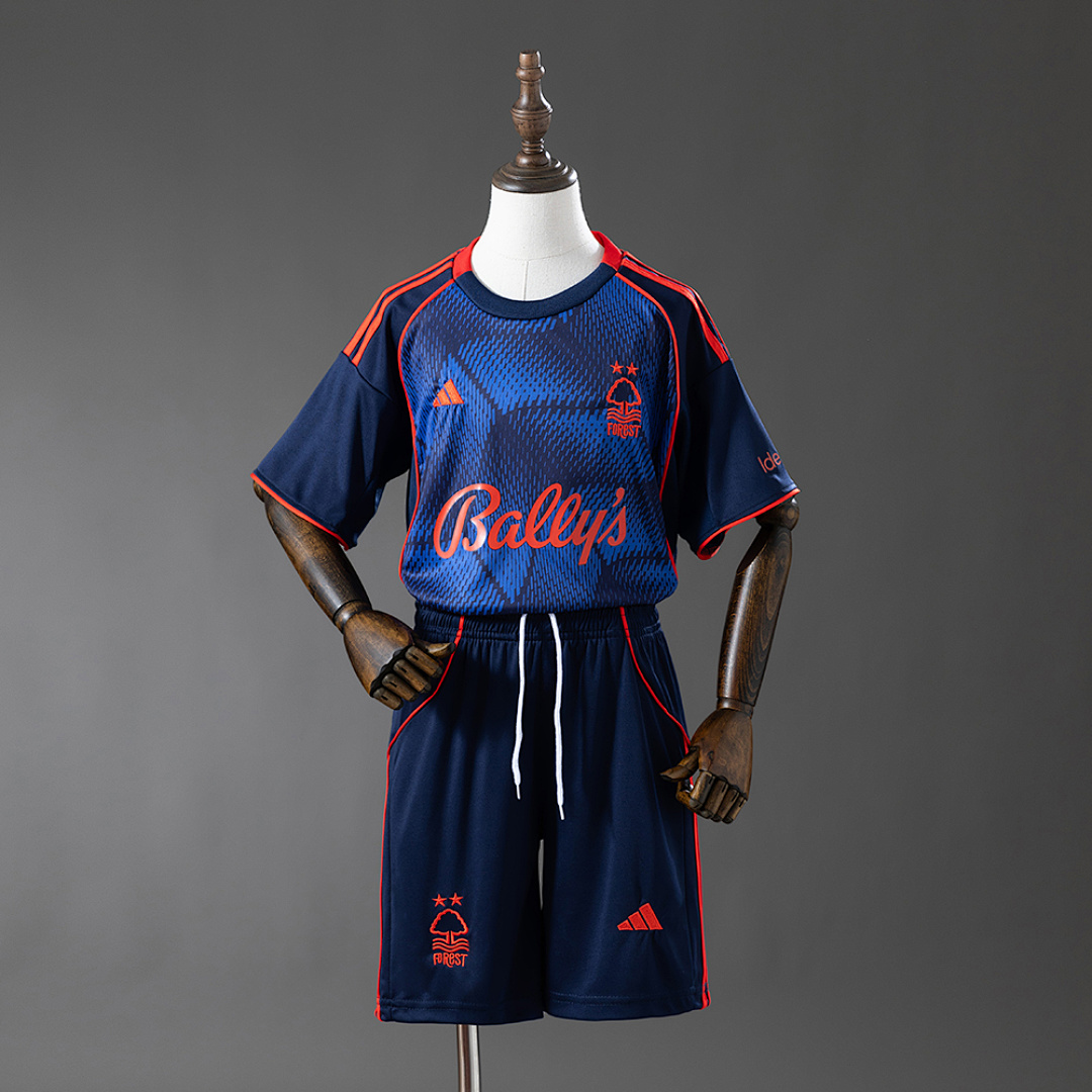 Nottingham Forest 25/26 Terceira Kit infantil Tamanho 16-28, foto 1
