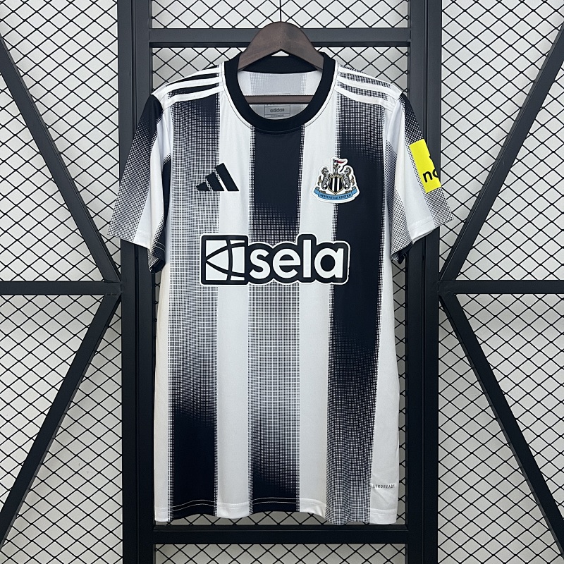 25/26 Newcastle United Edição especial S-4XL