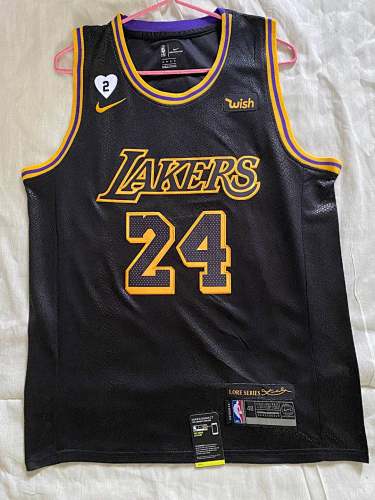 湖人24蛇皮