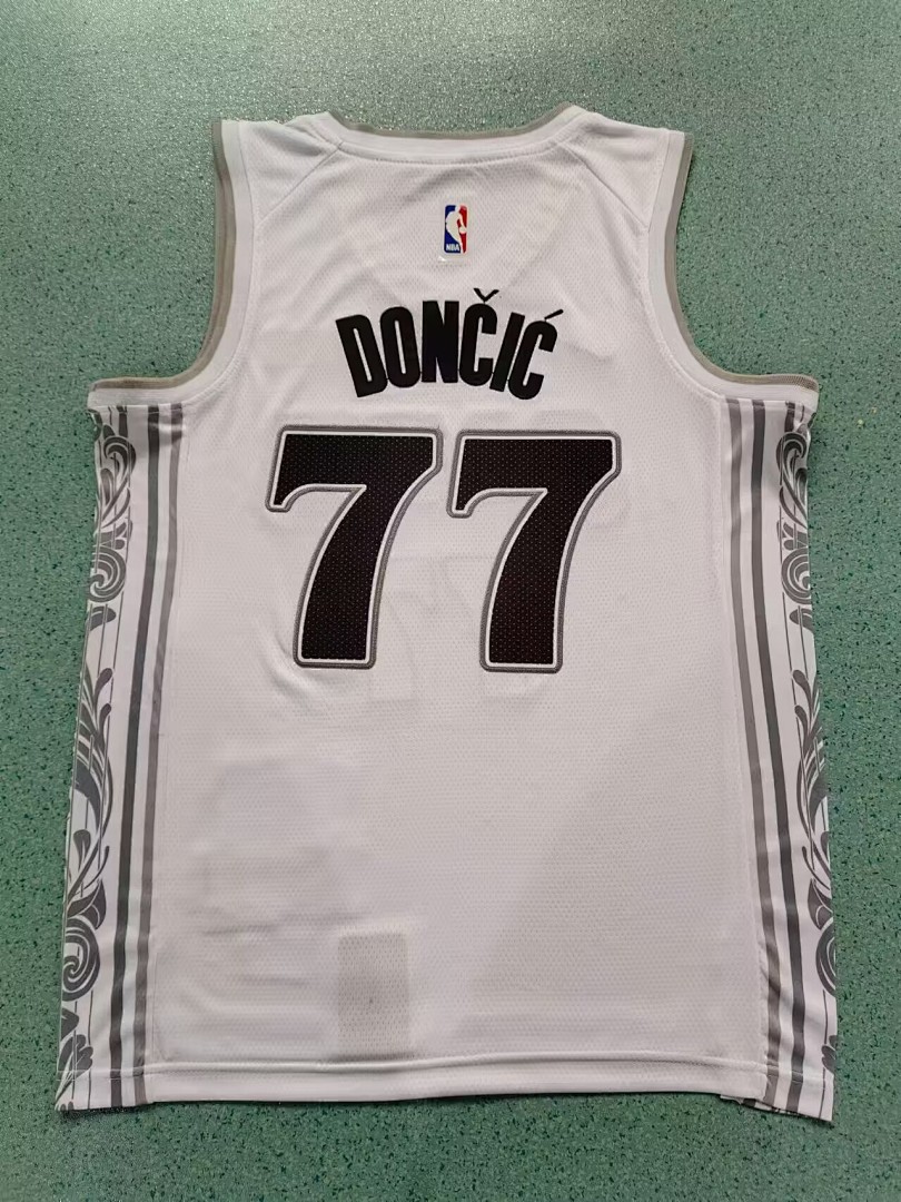 Dallas Mavericks Nova Temporada City Edition #77 Luka Doncic Camisa, foto 1