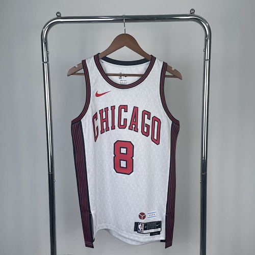 23赛季公牛队 城市版 8号 拉文